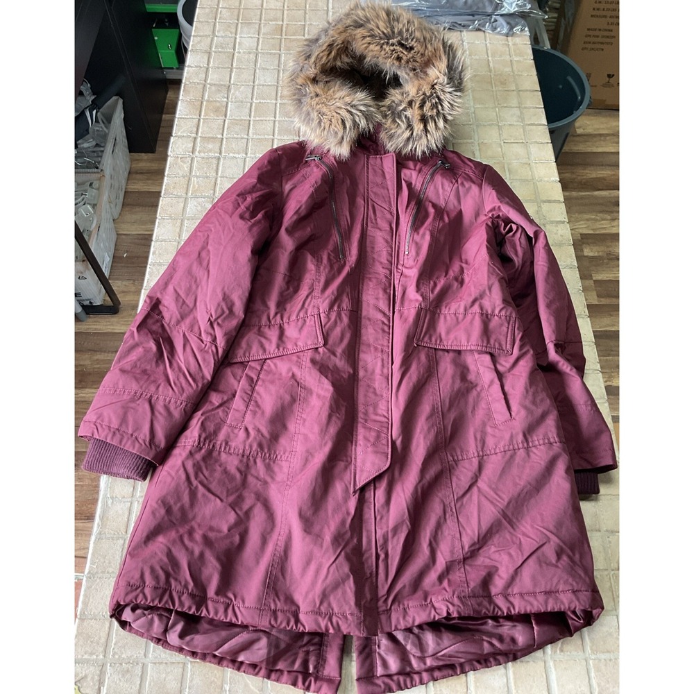 EUC! 1 Madison Expedition Women's Faux Fur Hooded Parka Red Wine - Size Large‎